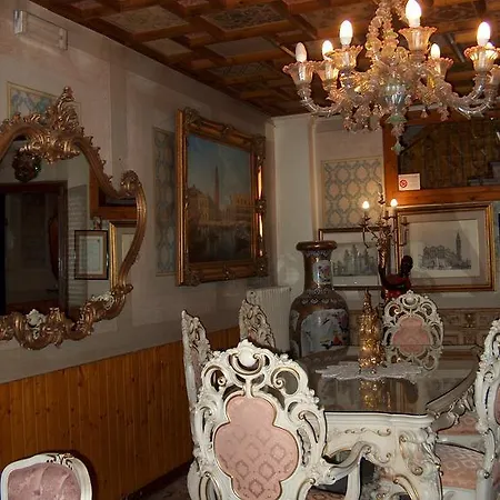 Bed & Breakfast Privacy