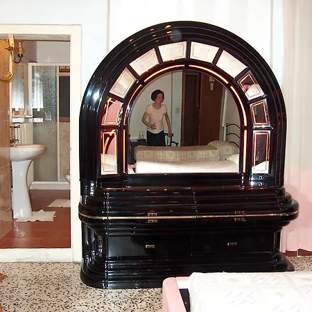 Bed & Breakfast Privacy