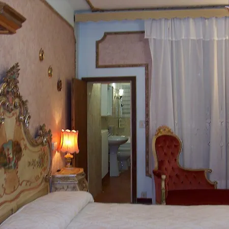 Bed & Breakfast Privacy Ferrara