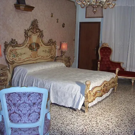 Bed & Breakfast Privacy