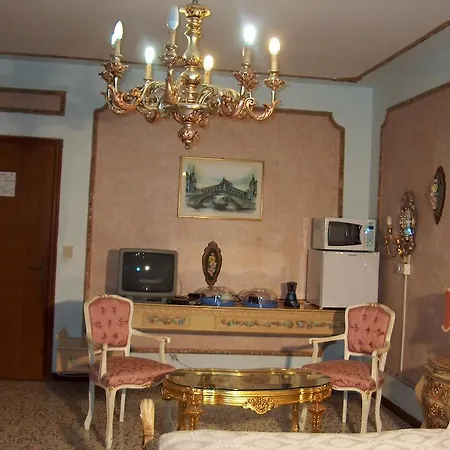 Bed & Breakfast Privacy